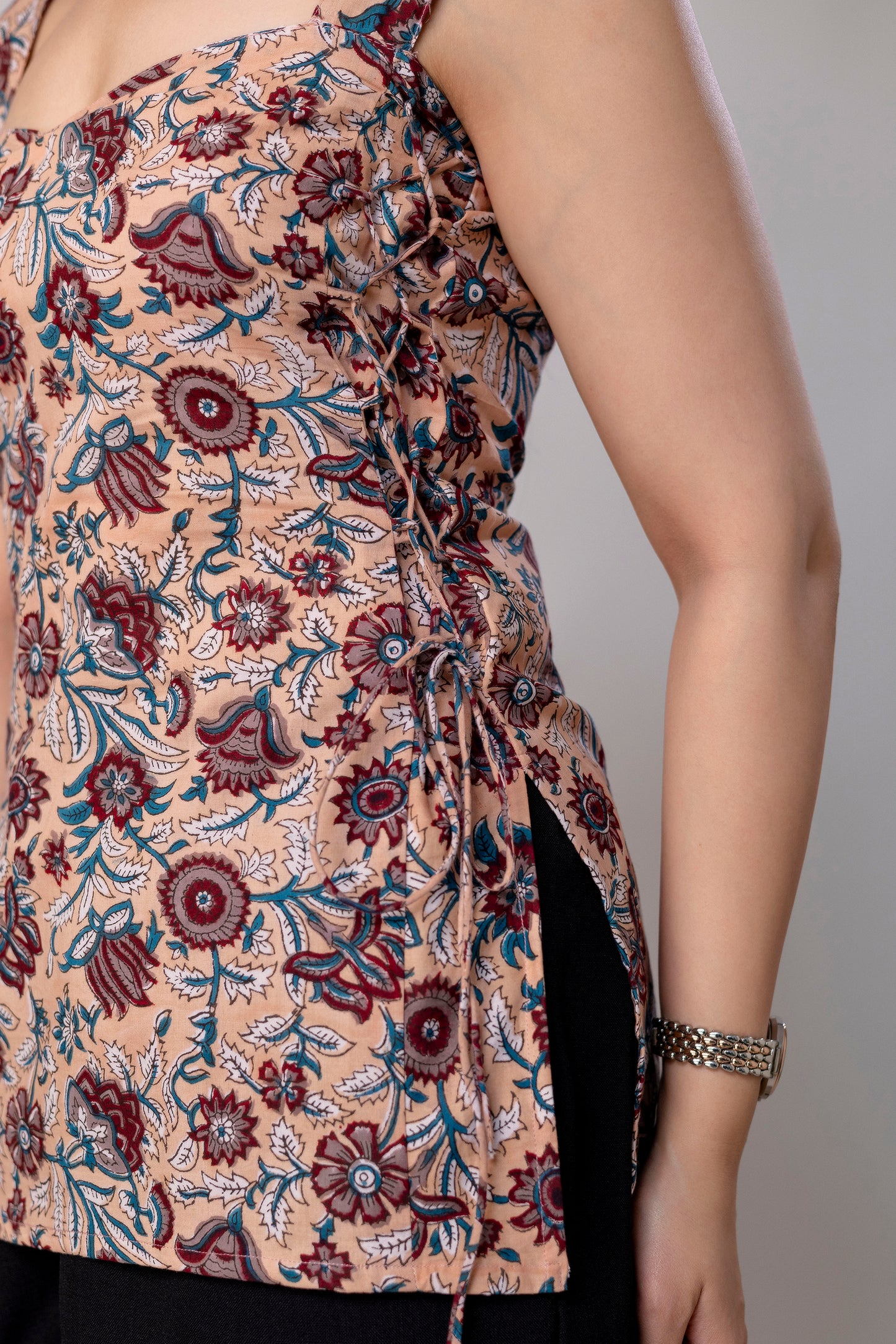 Flawervelly – Side cord kurtis