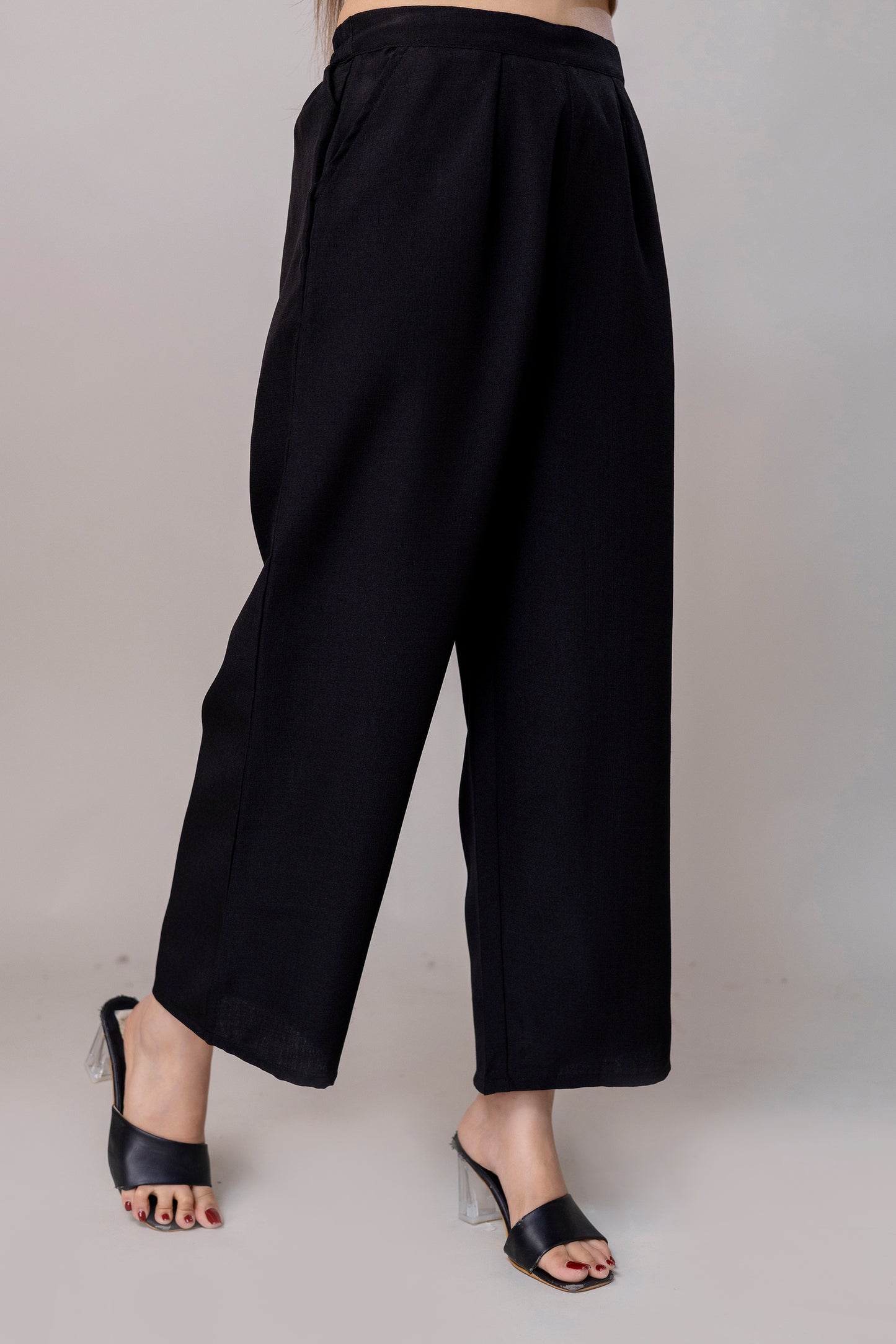 Women Black Wide Leg Pant
